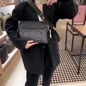 หลากสี อื่นๆ Coach กระเป๋าคลัชผู้ชาย 11“ 