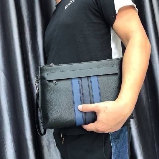 Coach กระเป๋าคลัชผู้ชาย 11“  รูปที่ 3