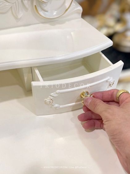 MAFALDA-VI CLASSIC DRESSING TABLE โต๊ะเครื่องแป้งสไตล์วินเทจ รุ่น มาเฟลดา 6 รูปที่ 7