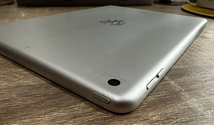 มือสองสภาพดี iPad 2018 128GB Wifi เคสและอุปกรณ์ครบๆ  รูปที่ 11