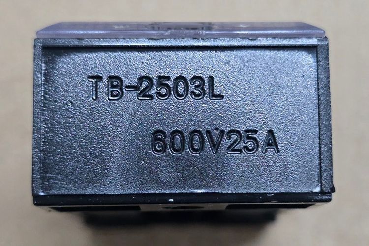 เทอร์มินอลบล็อก Terminal Block (ของใหม่ ขายเหมายกเซ็ต)