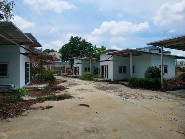 ขายที่ดินพร้อมสิ่งปลูกสร้างในสนามกอล์ฟเลควูด รูปที่ 2