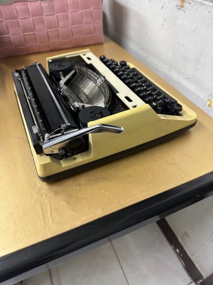 เครื่องพิมพ์ดีด Clover 707DLX รูปที่ 4