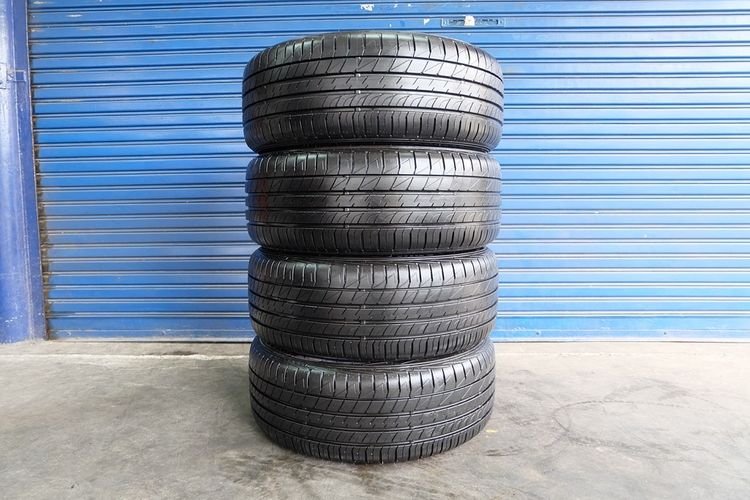 🌻 Toyota Vellfire 18 นิ้ว  + ยาง Dulop LM705 235 50R18 ปี24  รูปที่ 3