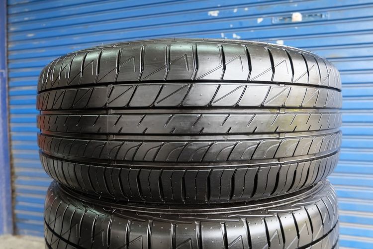 🌻 Toyota Vellfire 18 นิ้ว  + ยาง Dulop LM705 235 50R18 ปี24  รูปที่ 4