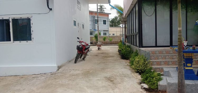 อื่นๆ มีบางส่วน 2020 บ้านติดถนนใหญ่  ออกแบบเป็นร้านค้า รูปที่ 4