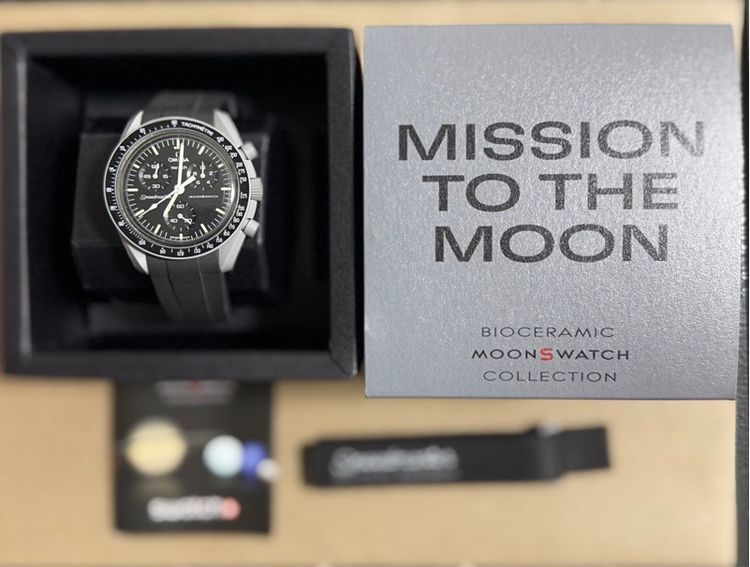 เทา นาฬิกา OMEGA MISSION TO THE MOON 