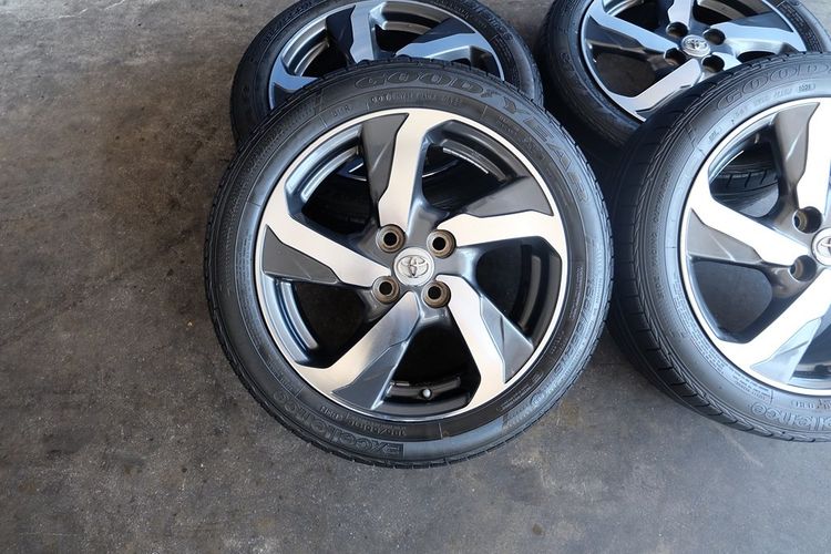🌷 ล้อ Vios 16นิ้ว  ล้อสวยสีเดิม แถมยาง Goodyear 185 55R16 ปี21  รูปที่ 2