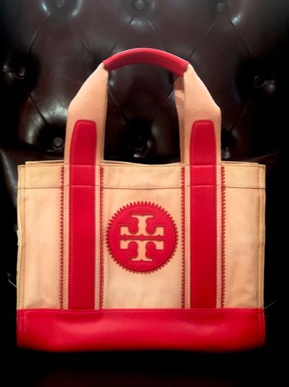 กระเป๋าถือทรงโท๊ท TORY BURCH TOTE ขนาด 13”ใส่โน๊ตบุ๊กได้สบายๆ รับประกันแท้ รูปที่ 11