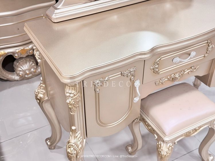 SABRINA-II CLASSIC DRESSING TABLE โต๊ะเครื่องแป้งสไตล์วินเทจ รุ่น ซาบริน่า 2 สีทองเชมเปญ รูปที่ 6