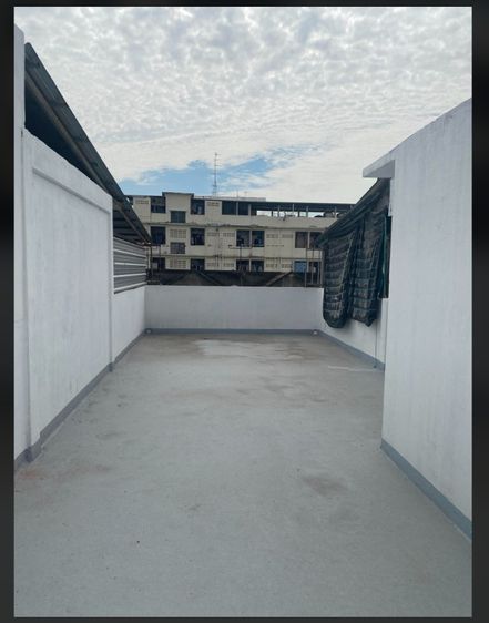 อื่นๆ ไม่มี สร้างเสร็จก่อน 2010 ไม่อนุญาต ขายตึกแถว 4 ชั้น 2 ห้องน้ำ มีดาดฟ้า วิภาวดี 64 ซอย 4  รูปที่ 2