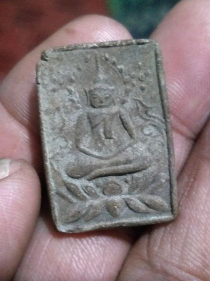 พระสมเด็จนั่งบัวพิมพ์พระพุทธหลังปั๊มยันต์โต๊ะกังหลวงปู่บุญวัดกลางบางแก้วเนื้อผงยา