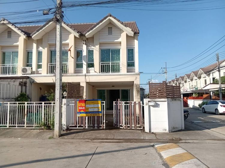 ใช่ 💖 ทาวน์เฮ้าส์ คลองหลวง ราคาพิเศษ! 💖