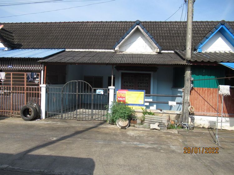 ใช่ 💖 ทาวน์เฮ้าส์ พุนพิน ราคาพิเศษ! 💖