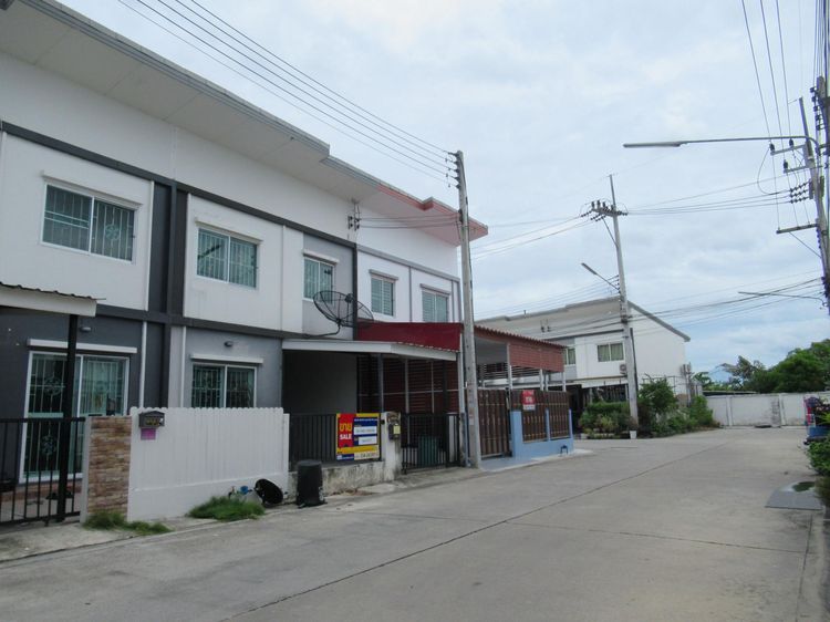 ใช่ 💖 ทาวน์เฮ้าส์ สามพราน ราคาพิเศษ! 💖 รูปที่ 2