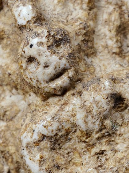 ให้เช่า พระบ้าน พระหลวงปู่เผือก วัดกิ่งแก้ว พิมพ์ขุดสระเล็ก เนื้อผง เก่า รูปที่ 2