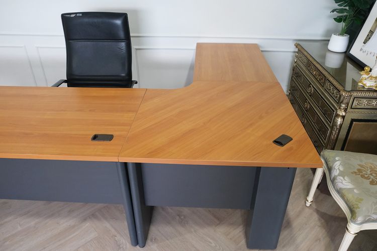 ชุดโต๊ะทำงานผู้บริหาร 4 ชิ้นต่อกัน เข้ามุม L หน้าไม้ ขาเหล็ก Rockworth รูปที่ 16