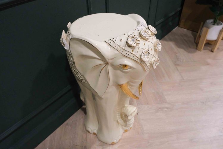 แท่นวางดอกไม้ตกแต่งบ้าน สไตล์หรูหรา รูปช้าง รูปที่ 2