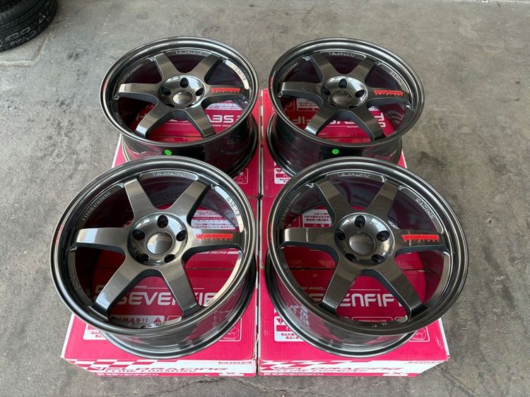 ล้อแม็กมือ1 ขอบ18 TE37 5รู114 กว้าง8.5 ออฟ35 สีเทากัน ล้อเบา FLOW FORMING งานSEVENFIFTH งานสวยมากๆ