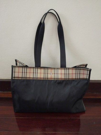 กระเป๋า Burberry สวย รูปที่ 2