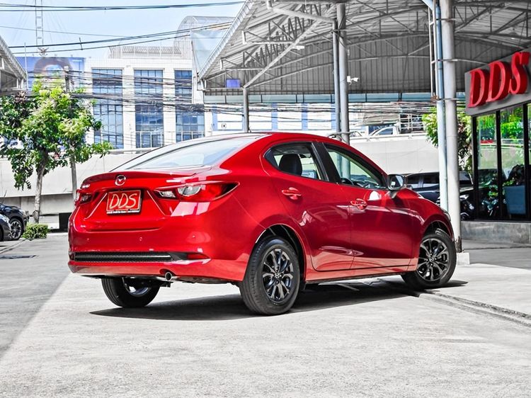 Mazda Mazda 2 2022 1.3 Skyactiv-G S Leather Sedan Sedan เบนซิน เกียร์อัตโนมัติ แดง รูปที่ 2