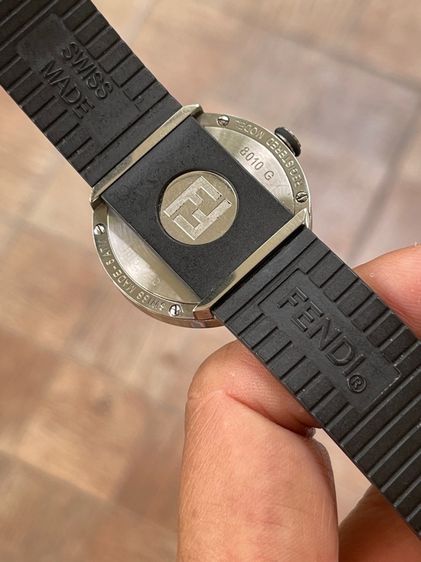 FENDI Bussola Bubble Red Watch Authentic Vintage Red Black Silver tone Watch รูปที่ 18