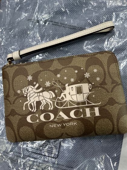 กระเป๋าCOACH คล้องมือ แท้💯 รูปที่ 2