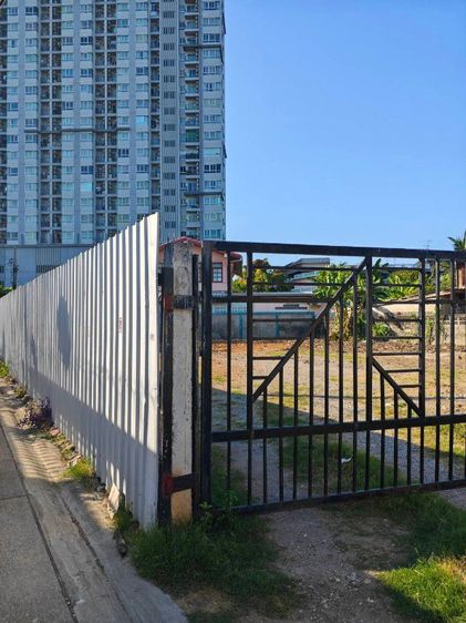 ขายด่วน  และให้เช่า   ที่ดิน 146ตรว   ถมและล้อมรั้วแล้ว  ขาย17   ล้าน ให้เช่า12000บาทต่อเดือน