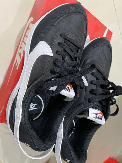 รองเท้า Nike ไซส์ 38 รูปที่ 2