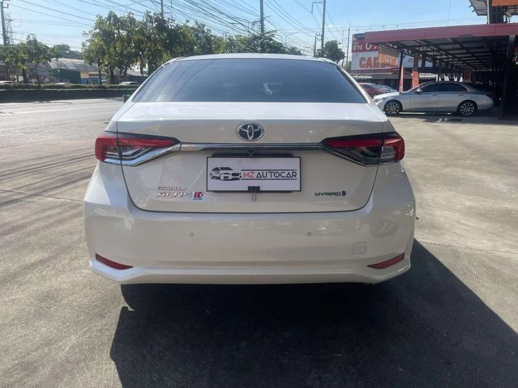Toyota Altis 2019 1.8 Hybrid High Sedan ไฮบริด ไม่ติดแก๊ส เกียร์อัตโนมัติ ขาว รูปที่ 3