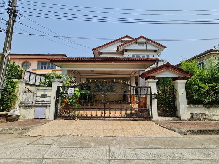 บ้านเดี่ยว มัณฑนา พระยาสุเรนทร์