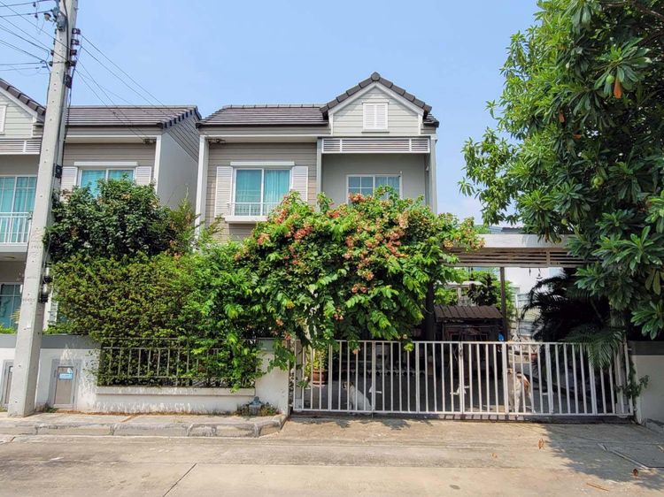 ทาวน์เฮ้าส์ เดอะวิลเลจ รังสิต-วงแหวน  ลำลูกกา