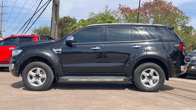 Ford Everest 2017 2.2 Titanium Plus Utility-car ดีเซล ไม่ติดแก๊ส เกียร์อัตโนมัติ ดำ รูปที่ 4