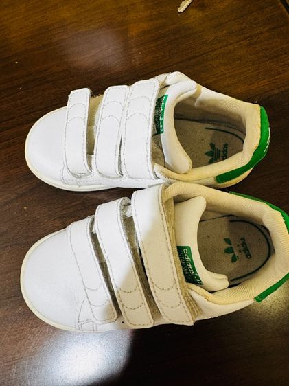 รองเท้าAdidas เด็ก