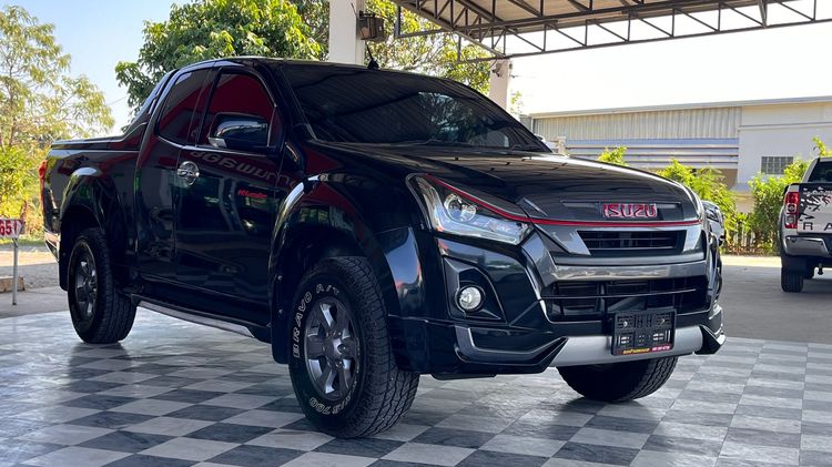 Isuzu D-MAX 2019 1.9 Hi-Lander X-Series Z Pickup ดีเซล ไม่ติดแก๊ส เกียร์ธรรมดา ดำ รูปที่ 3