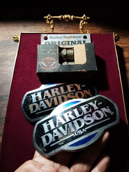 USA.แท้ harley davidson จากอเมริกา หัวเทียน,ตราติดถังน้ำมัน รูปที่ 2