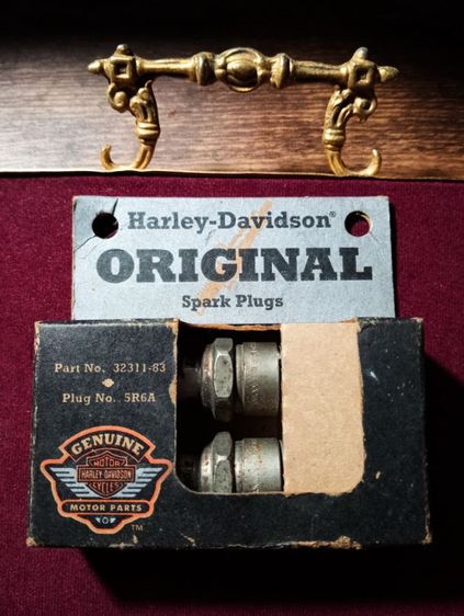 USA.แท้ harley davidson จากอเมริกา หัวเทียน,ตราติดถังน้ำมัน รูปที่ 7