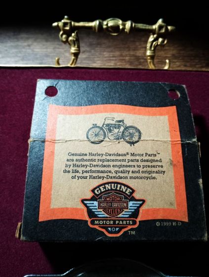 USA.แท้ harley davidson จากอเมริกา หัวเทียน,ตราติดถังน้ำมัน รูปที่ 12