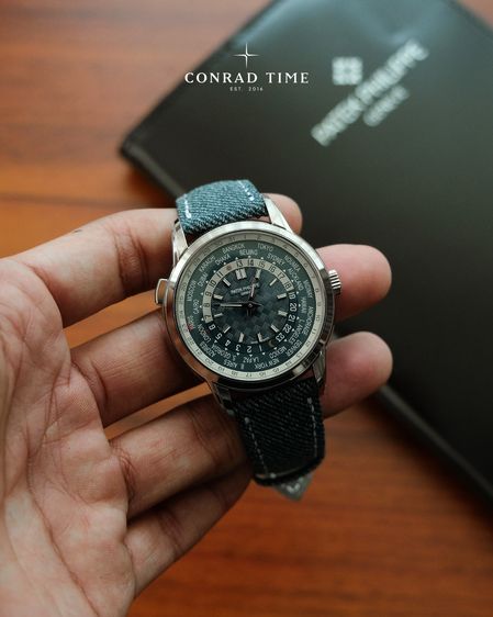 Patek Complications 5330G-001 Blue Dial World Time Date Denim Calfskin strap 2024 40mm. Fullset  รูปที่ 3
