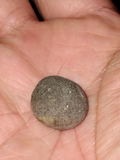 ลูกอม เนื้อว่าน หลวงปู่ทวด วัดช้างให้ ปี 2505 มีคราบว่าน แร่ลอย ผิวเดิมๆ เก่า แท้ หายากมาก รูปที่ 2