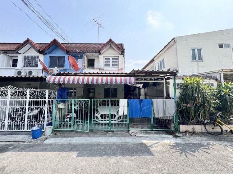 ขาย✨ทาวน์เฮ้าส์หมู่บ้านสวนทิพย์ นวลจันทร์ หลังริม