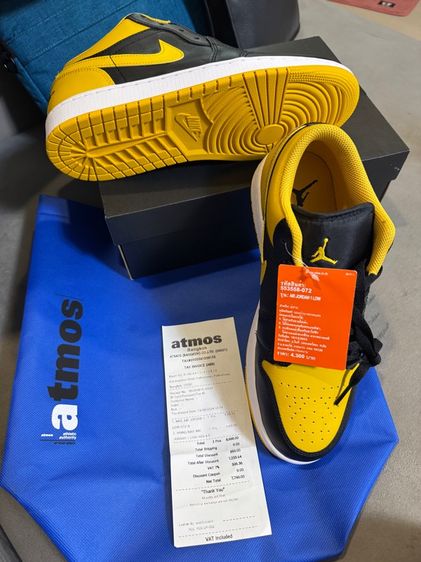 เหลือง หนังสังเคราะห์ รองเท้าผ้าใบ UK 7 | EU 40 2/3 | US 7.5 Nike Air Jordan
