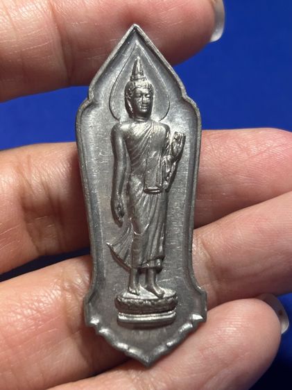 พระ “ฉลอง 25 พุทธศตวรรษ” พิมพ์หางหงส์ เนื้อชินตะกั่ว ปี 2500 พร้อมกล่องเดิม รูปที่ 4