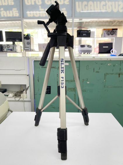 ขาตั้งกล้อง SLIK F153 ใช้งานได้ดี ราคาถูกใจ