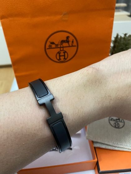 กำไล Clic HH So Black  รูปที่ 8