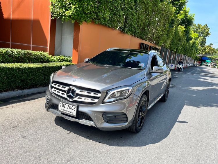 Mercedes-Benz GLA-Class 2019 GLA250 Sedan เบนซิน ไม่ติดแก๊ส เกียร์อัตโนมัติ เทา รูปที่ 2
