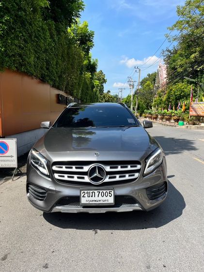 Mercedes-Benz GLA-Class 2019 GLA250 Sedan เบนซิน ไม่ติดแก๊ส เกียร์อัตโนมัติ เทา รูปที่ 4