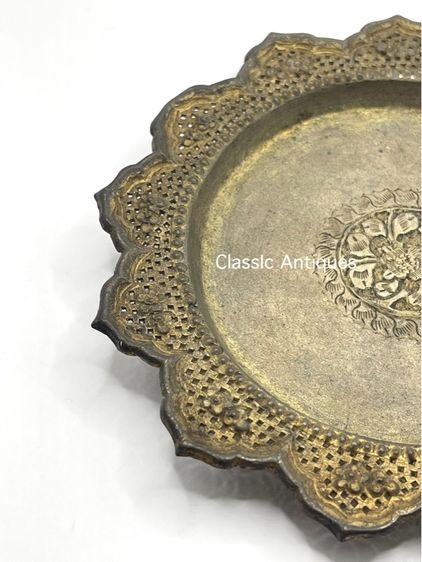 ถาด ทองเหลือง ตอกลายกะไหล่ทอง โบราณเก่าสะสม รูปที่ 3