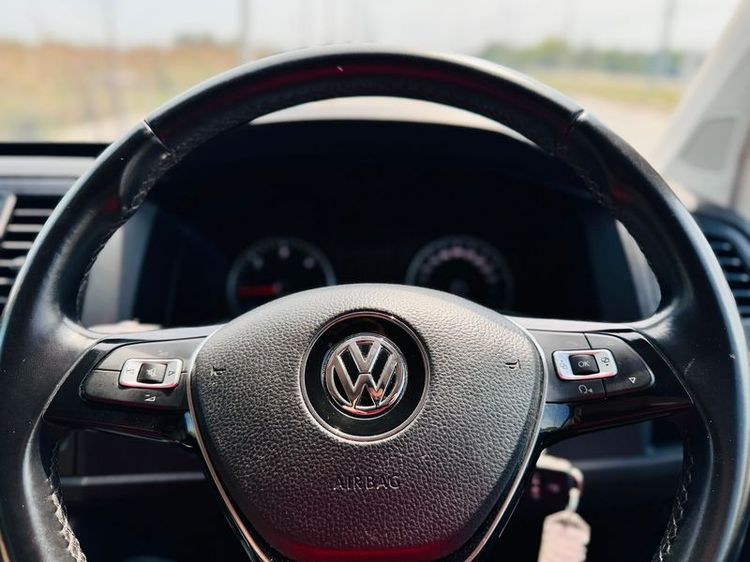 Volkswagen Caravelle 2019 2.0 TDi Utility-car ดีเซล ไม่ติดแก๊ส เกียร์อัตโนมัติ ดำ รูปที่ 4