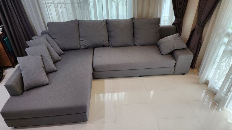 ขายชุดโซฟามือสองขนาดใหญ่ความยาว 3 เมตร ความกว้าง 2 เมตร ผ้านอกสีเทา เบาะแน่น นั่งไม่ยุบ ขายพร้อมหมอนอิง 9 ใบ รูปที่ 5